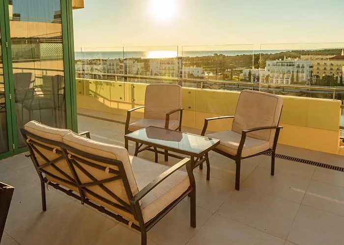 Marina Penthouse Aquamar 606 Apartment